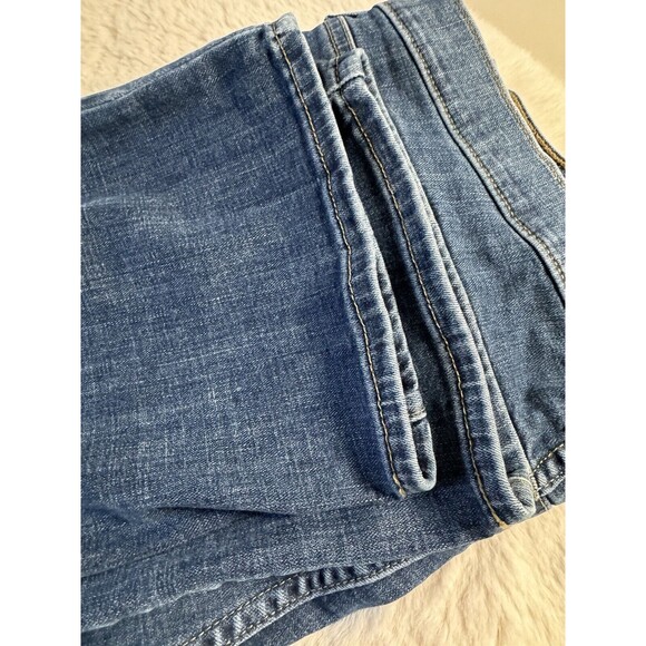 Levi's Classic Straight Jeans SZ 18W Medium Wash Plus Women - Picture 9 of 9